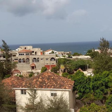 Residence Marie France Mendy Toubab Dialaw Buitenkant foto