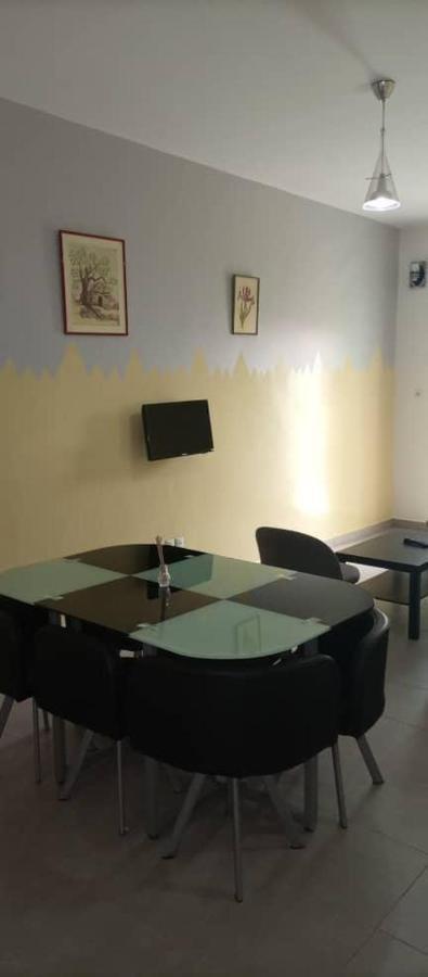 Residence Marie France Mendy Toubab Dialaw Buitenkant foto