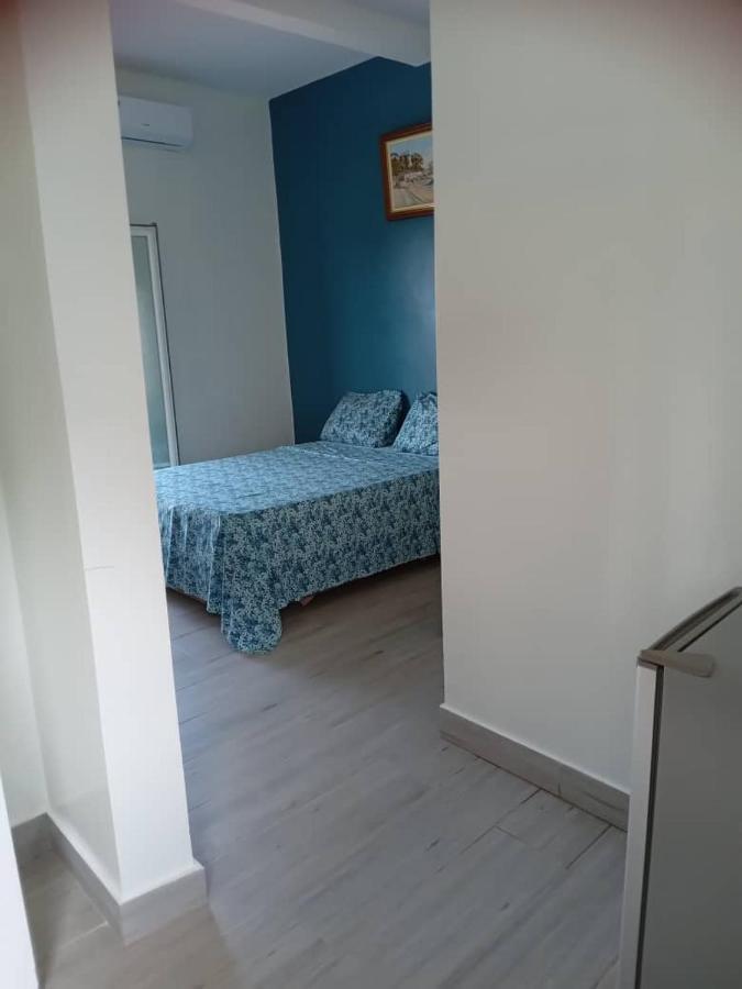 Residence Marie France Mendy Toubab Dialaw Buitenkant foto