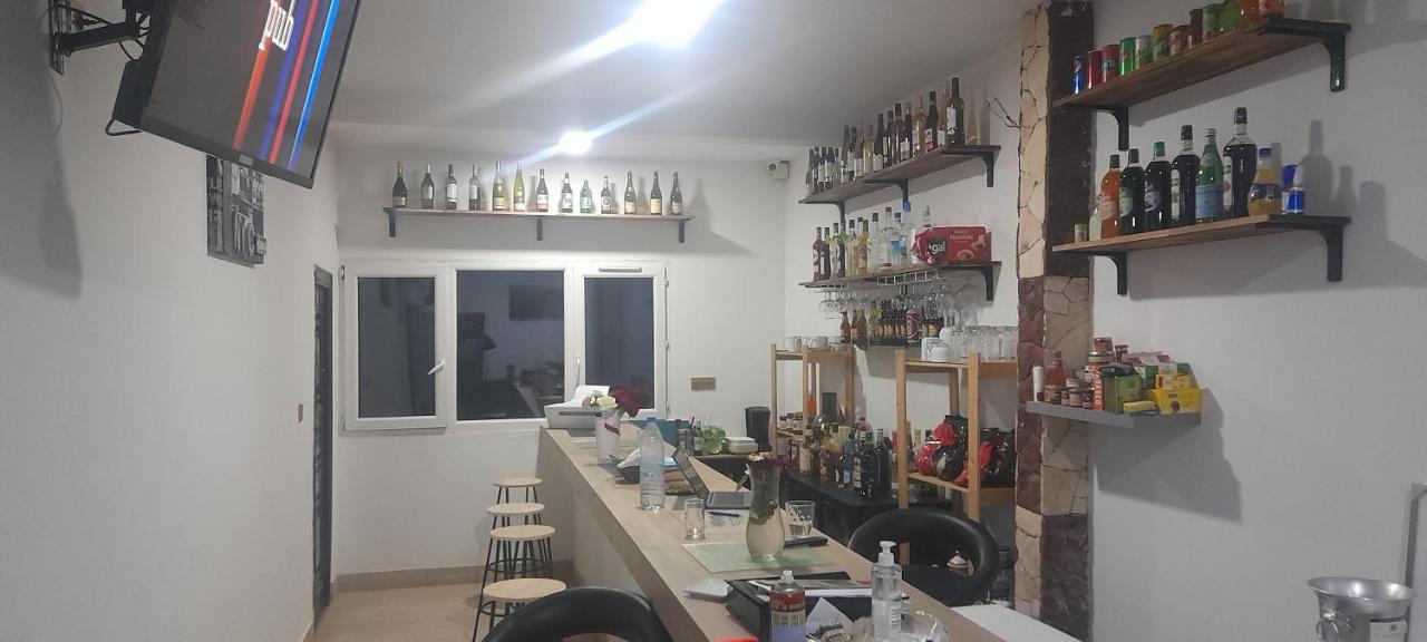 Residence Marie France Mendy Toubab Dialaw Buitenkant foto